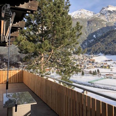 Appartamento Haus Adlerhorst Neustift im Stubaital Esterno foto